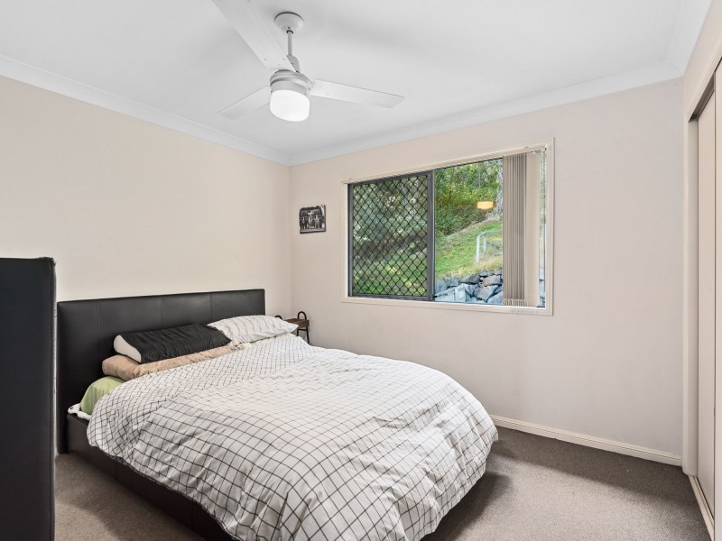 18 Inman Court, Pacific Pines QLD 4211
