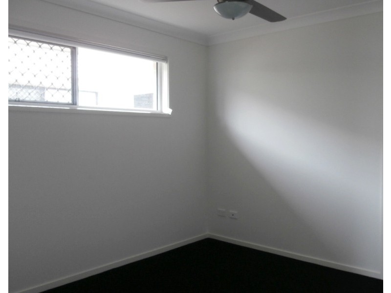 8A Kestrel Street, Dakabin QLD 4503