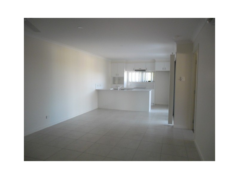 3b/9-11 Francis Road, Shailer Park QLD 4128