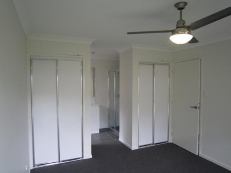 3 Dray Court, Riverhills QLD 4074