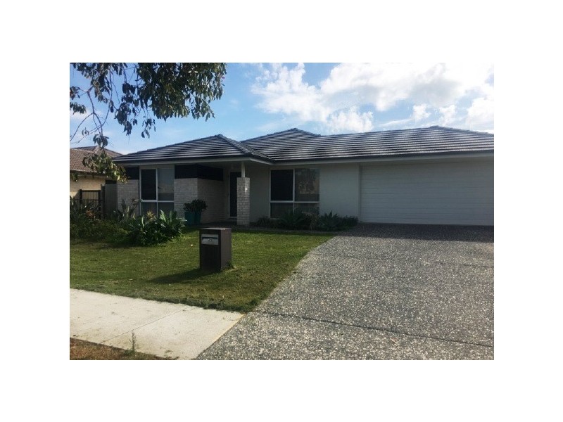 24 Adam Street, Beachmere QLD 4510