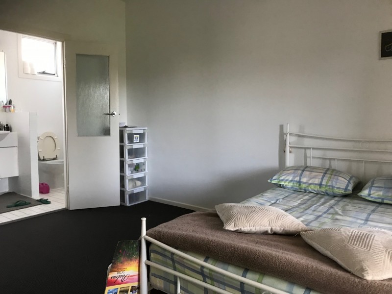 4/12 Dengate Lane, St Lucia QLD 4067