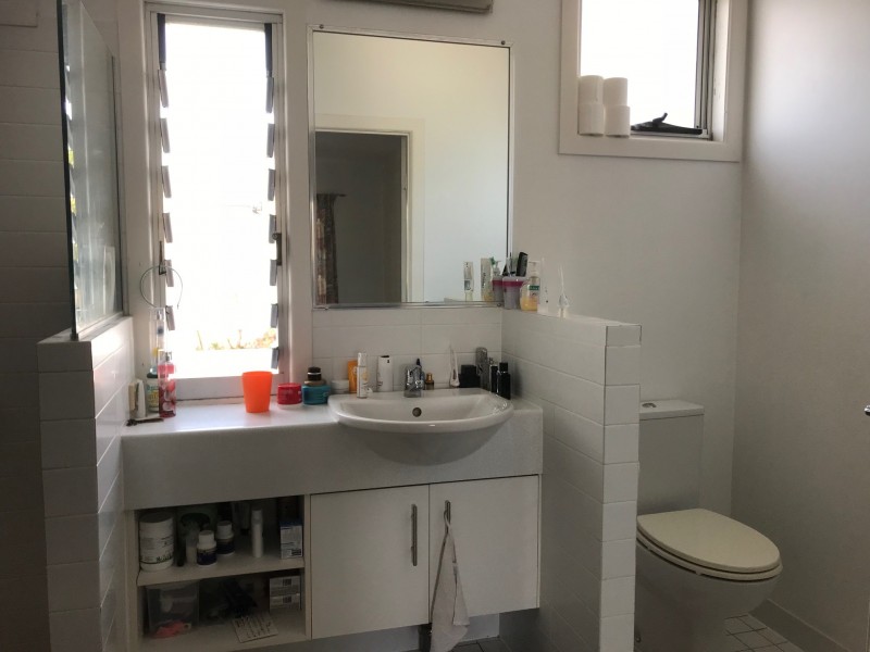 4/12 Dengate Lane, St Lucia QLD 4067