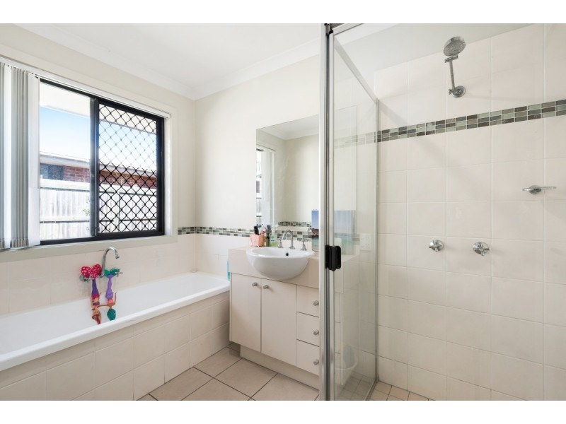 16 Scott Way, Redbank Plains QLD 4301