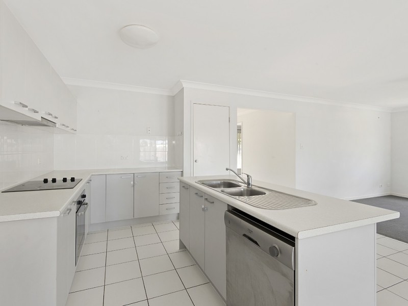 19 Zuleikha Drive, Underwood QLD 4119