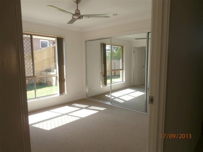 7 Greencastle Parade, Maudsland QLD 4210