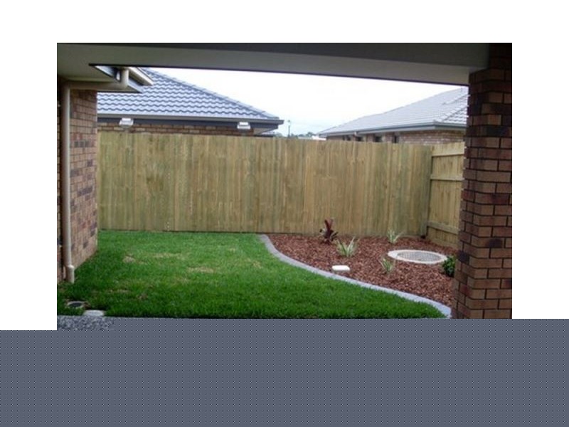 10 Fourth Avenue, Marsden QLD 4132