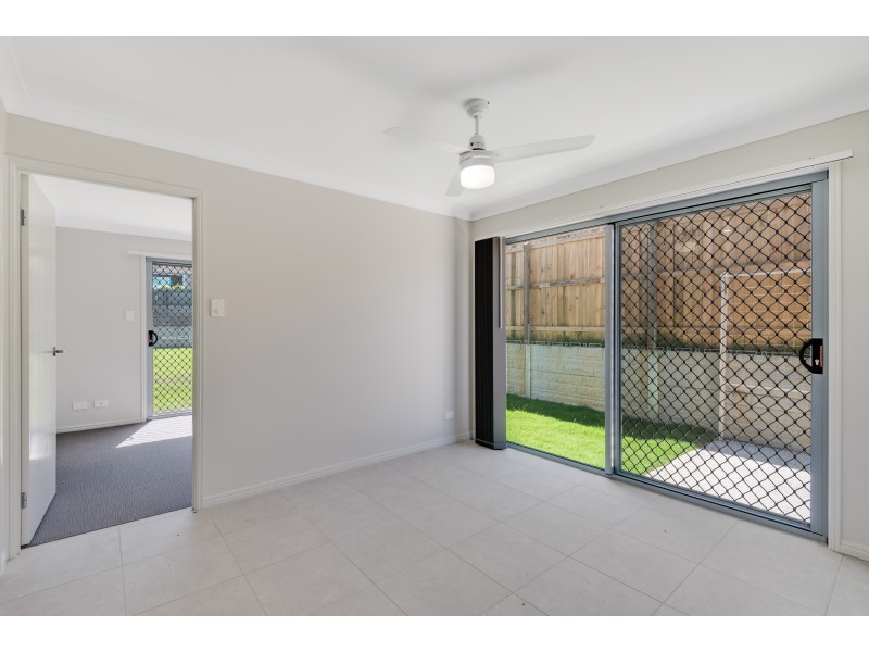 2/13 Prosperity Way, Brassall QLD 4305