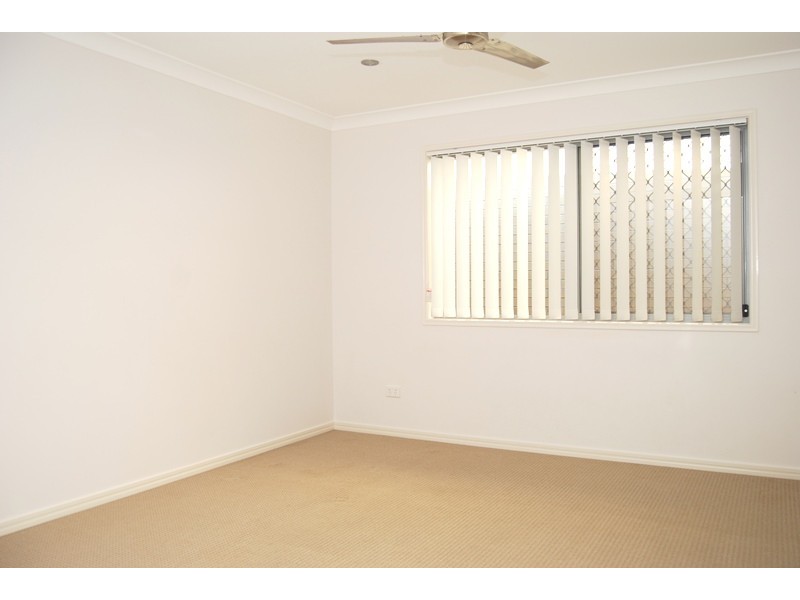 14 Kingfisher Street, Dakabin QLD 4503