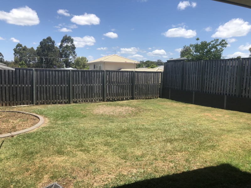 14 Kingfisher Street, Dakabin QLD 4503