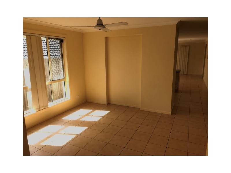 32 Pepper Tree Drive, Holmview QLD 4207