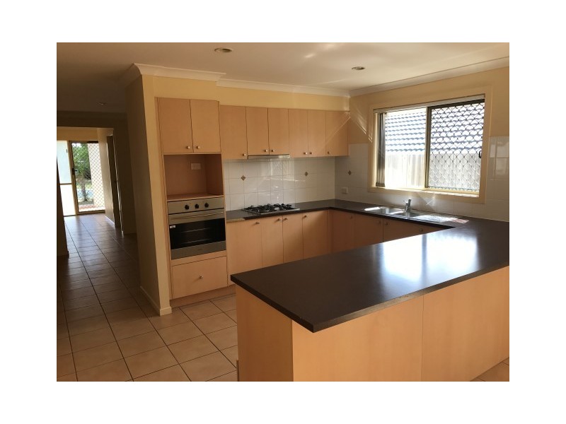 32 Pepper Tree Drive, Holmview QLD 4207