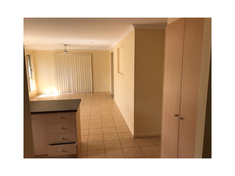 32 Pepper Tree Drive, Holmview QLD 4207