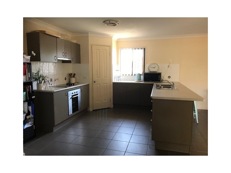 20 Eloise Place, Sumner QLD 4074