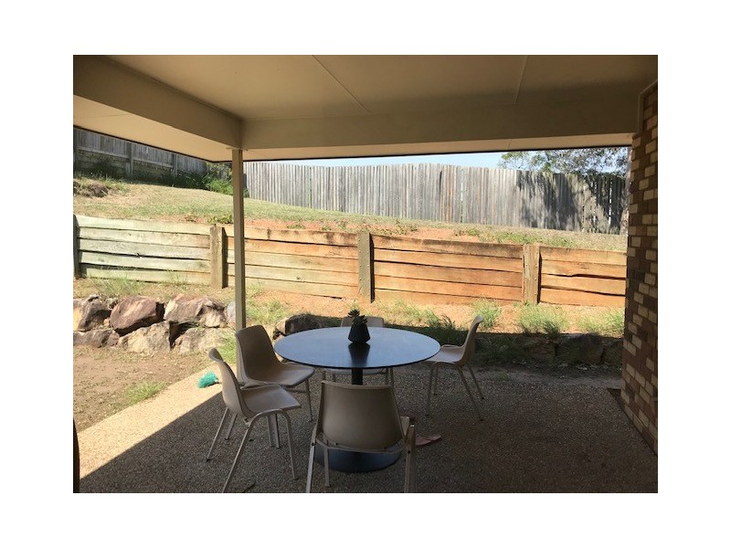 20 Eloise Place, Sumner QLD 4074