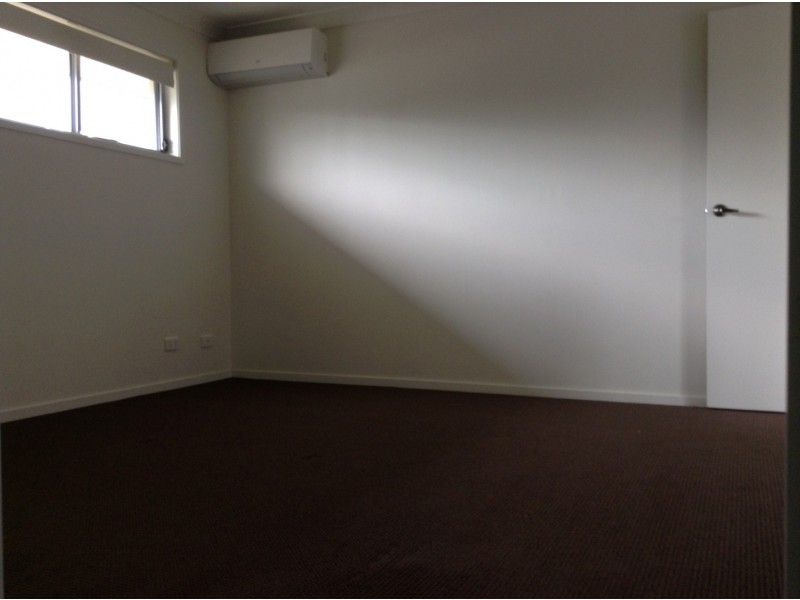 97 Brookside Circuit, Ormeau QLD 4208