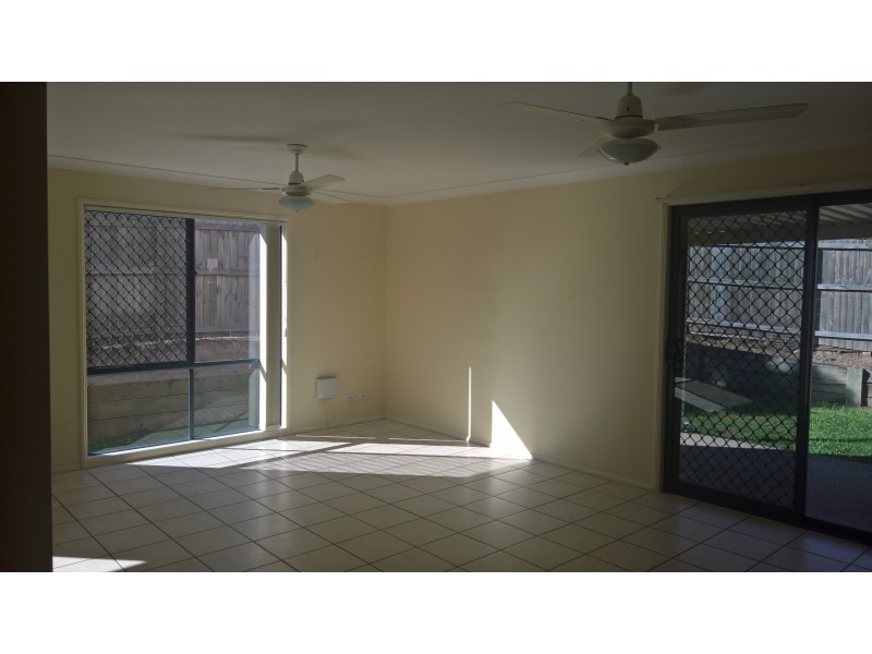 8 Mt Barney Crescent, Algester QLD 4115