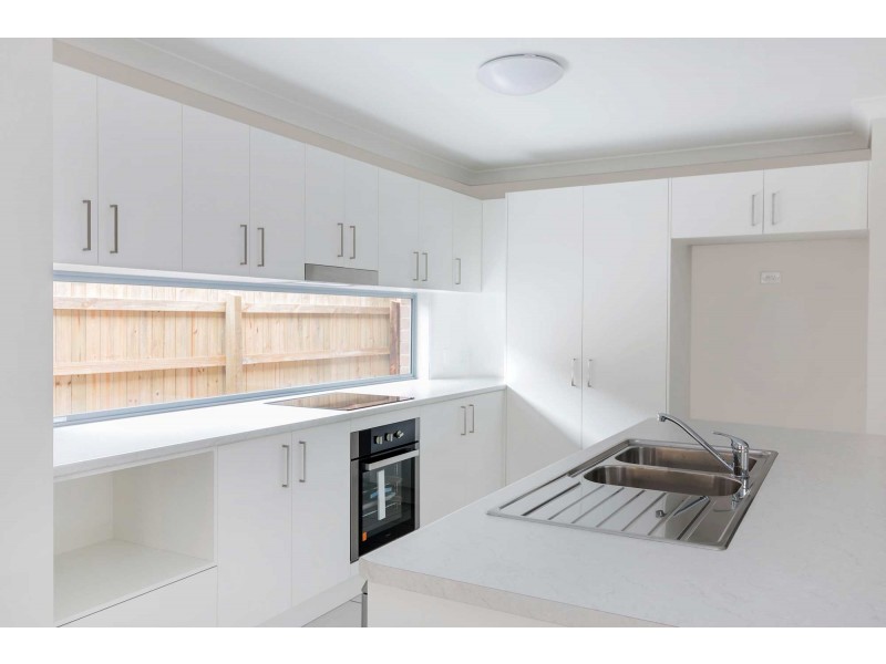 28 Sienna Circuit, Yarrabilba QLD 4207