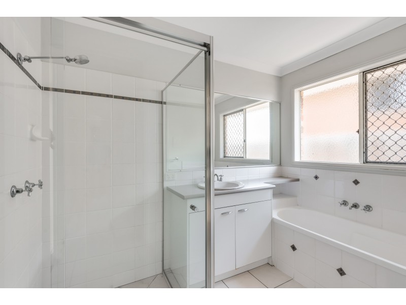9 Huegill Street, Calamvale QLD 4116