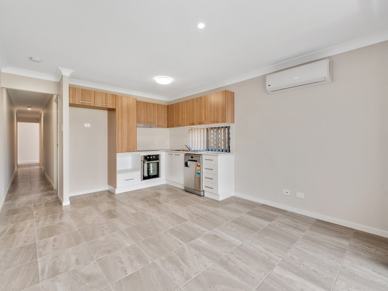 U2/45C Pinelands Street, Loganlea QLD 4131