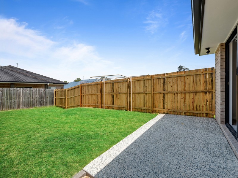 U2/45C Pinelands Street, Loganlea QLD 4131