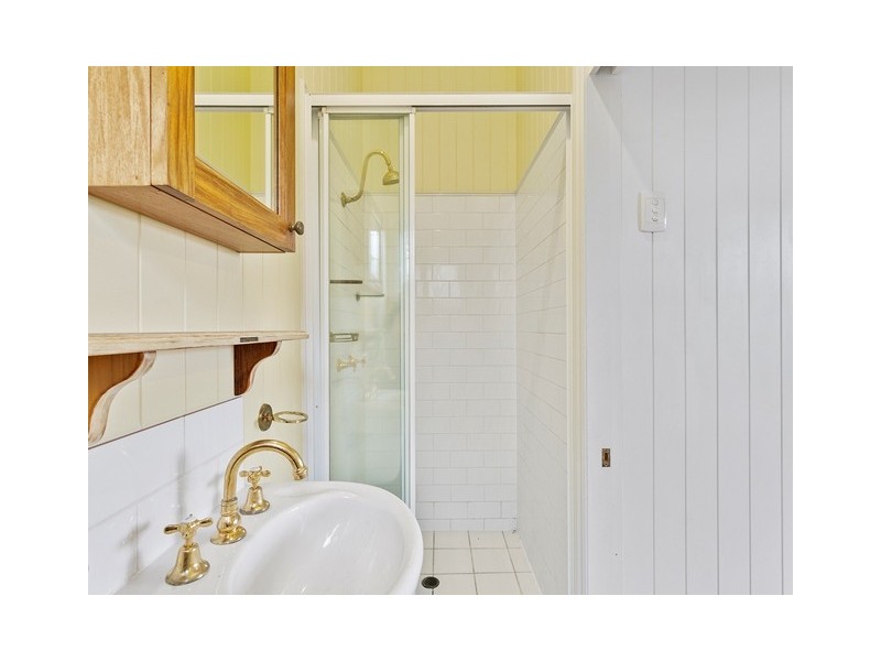 22 Bentley  Street, Morningside QLD 4170