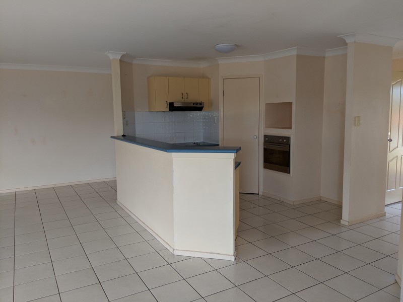 8 Farzana Place, Underwood QLD 4119