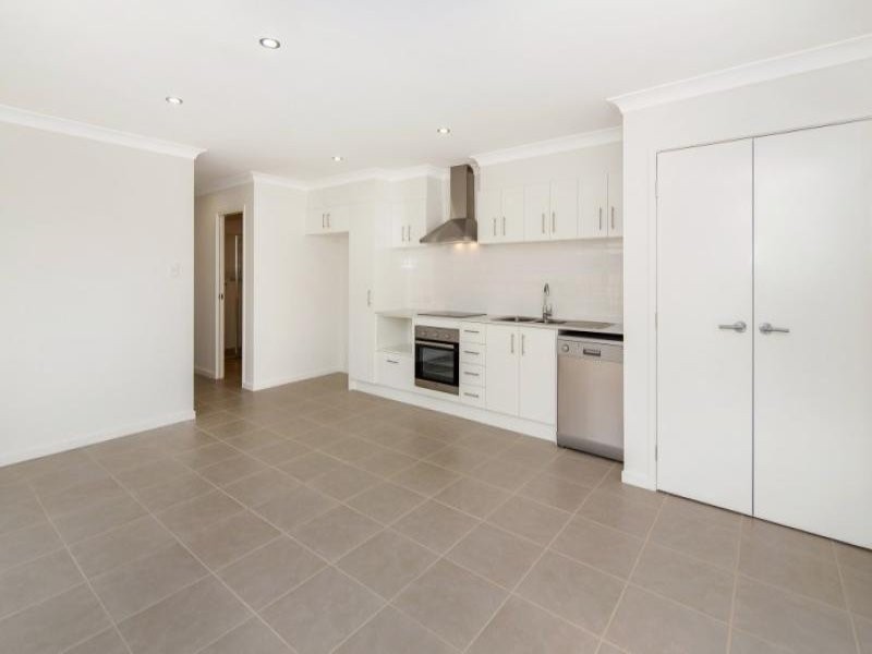 3A Dillon Avenue, Augustine Heights QLD 4300