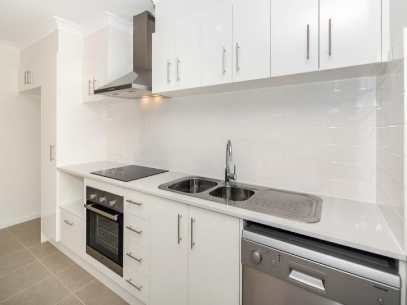 3A Dillon Avenue, Augustine Heights QLD 4300