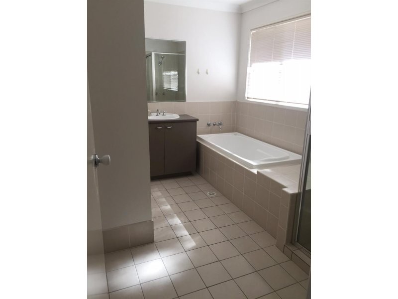 6 Mowie Close, Underwood QLD 4119