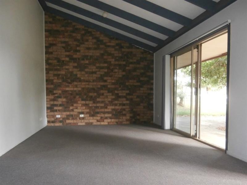 7 Springdale Street, Rothwell QLD 4022