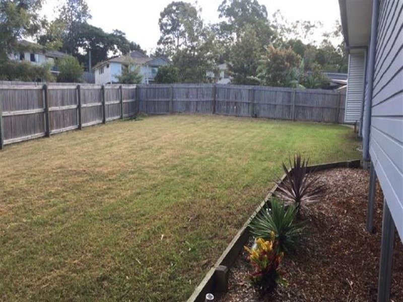 12 Salomon Court, Goodna QLD 4300