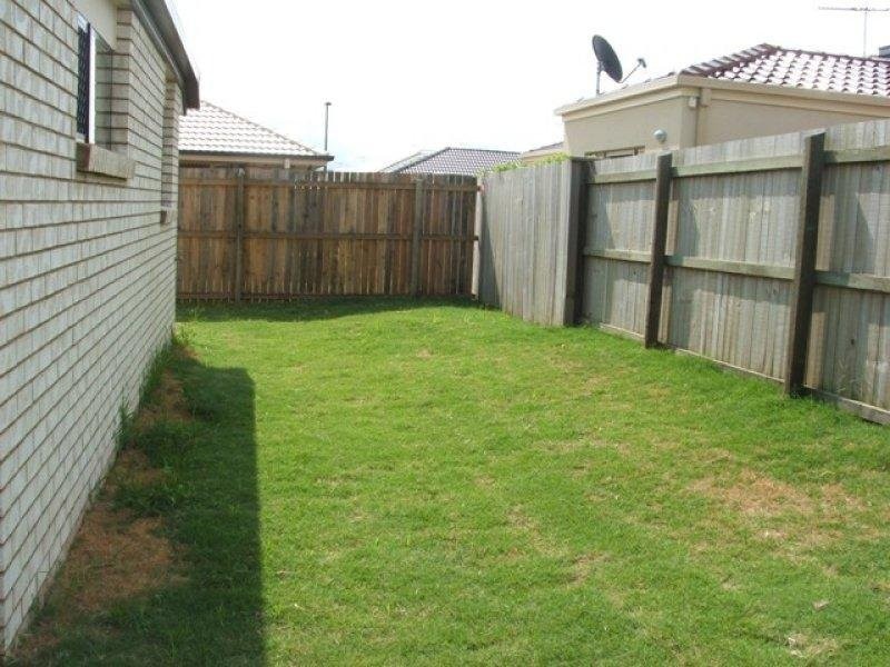 10 Mavis Court, Rothwell QLD 4022