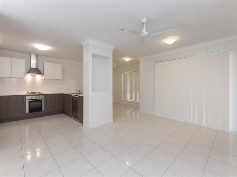 26 Larwill Avenue, Northgate QLD 4013