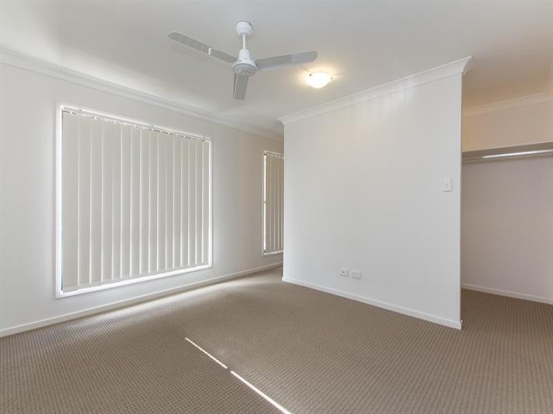 26 Larwill Avenue, Northgate QLD 4013