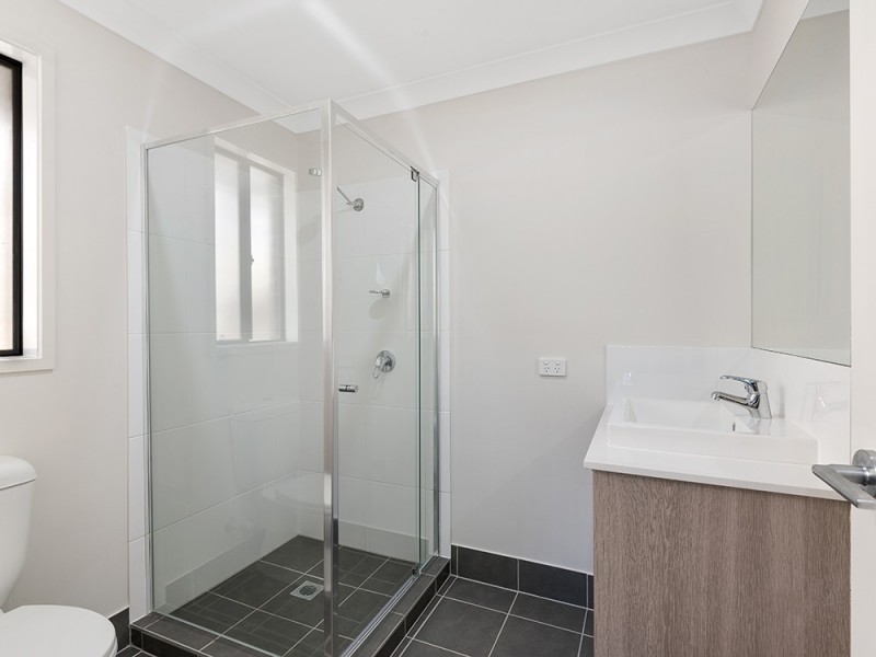 46 April Crescent, Bridgeman Downs QLD 4035