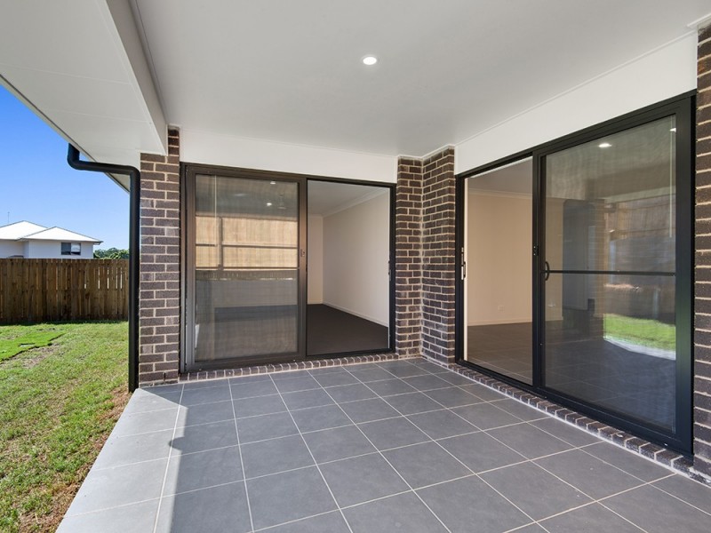 46 April Crescent, Bridgeman Downs QLD 4035