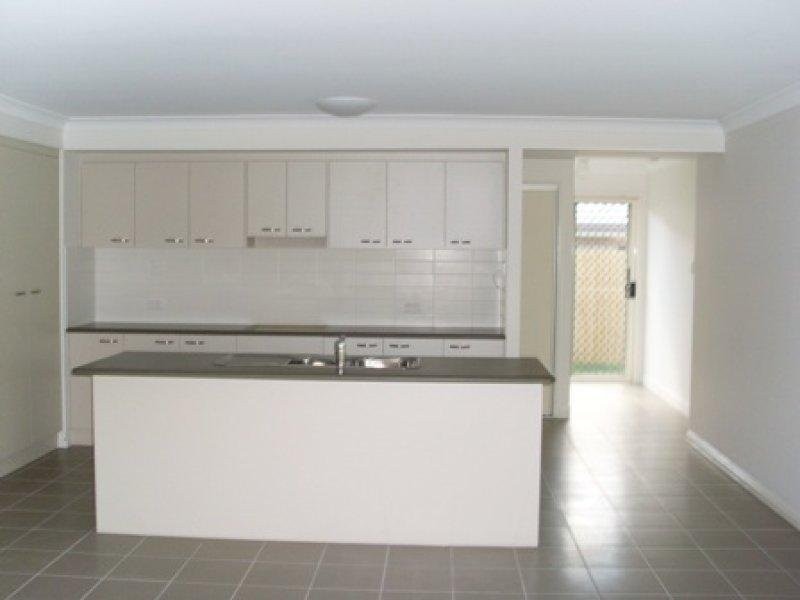 12 Lucy Street, Marsden QLD 4132