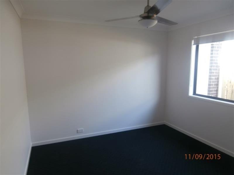 8 Bulgari Crescent, Hope Island QLD 4212