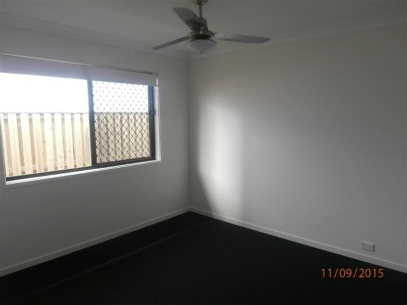 8 Bulgari Crescent, Hope Island QLD 4212