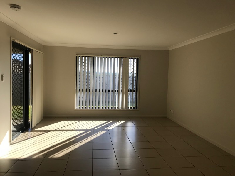 79 Sears Parade, North Lakes QLD 4509