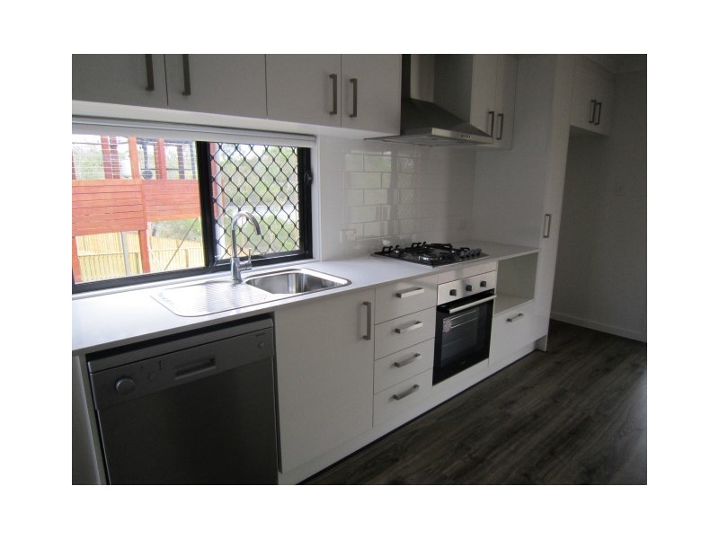 2/21 Romulus Circuit, Augustine Heights QLD 4300