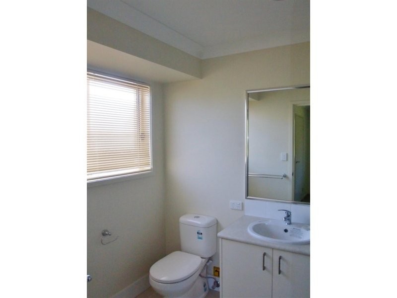 30 Hallvard Crescent, Augustine Heights QLD 4300