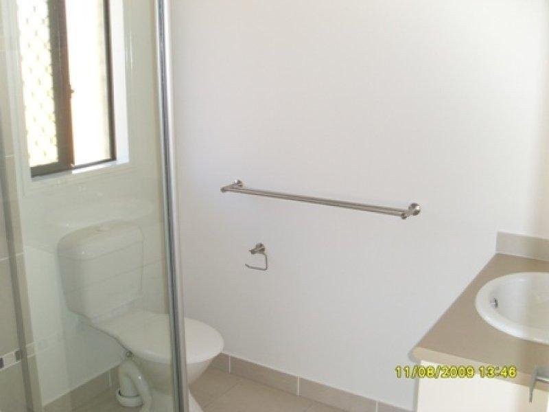 8 Scott Way, Redbank Plains QLD 4301