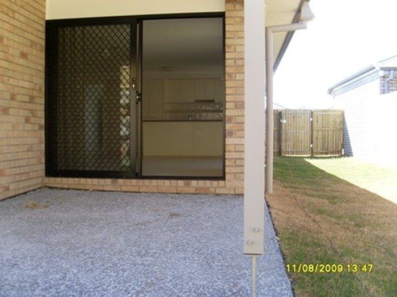 8 Scott Way, Redbank Plains QLD 4301