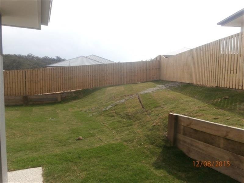 25 Treecreeper Crescent, Upper Coomera QLD 4209