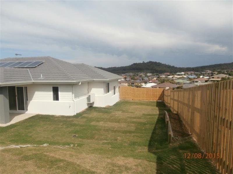 25 Treecreeper Crescent, Upper Coomera QLD 4209