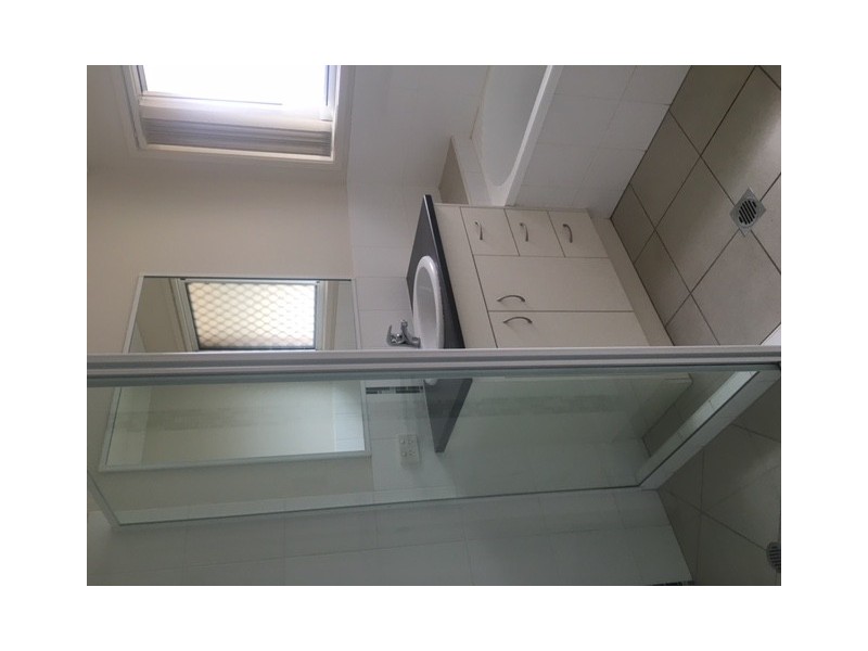 4 Adam Street, Beachmere QLD 4510