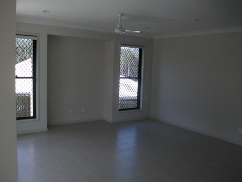 6 Bellflower Crescent, Mount Cotton QLD 4165