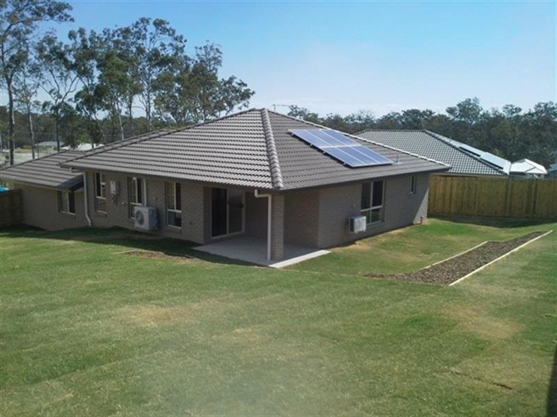 22 Parkfront Terrace, Waterford QLD 4133